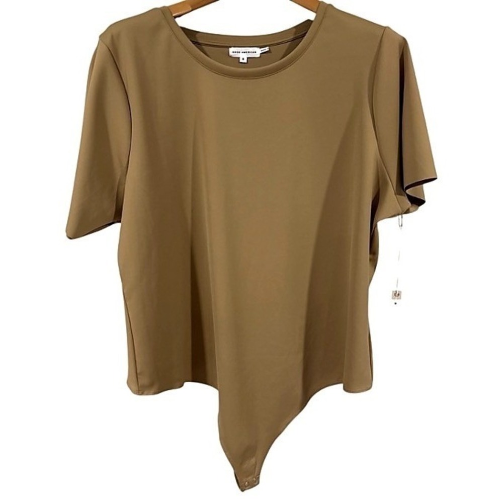 Good American Scuba Short Sleeve Bodysuit Tan Khaki Sz 8 Crew Neck Snap Closure